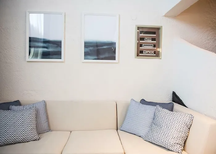 بيت للعطل White Blossom #fourka Skála Foúrkas